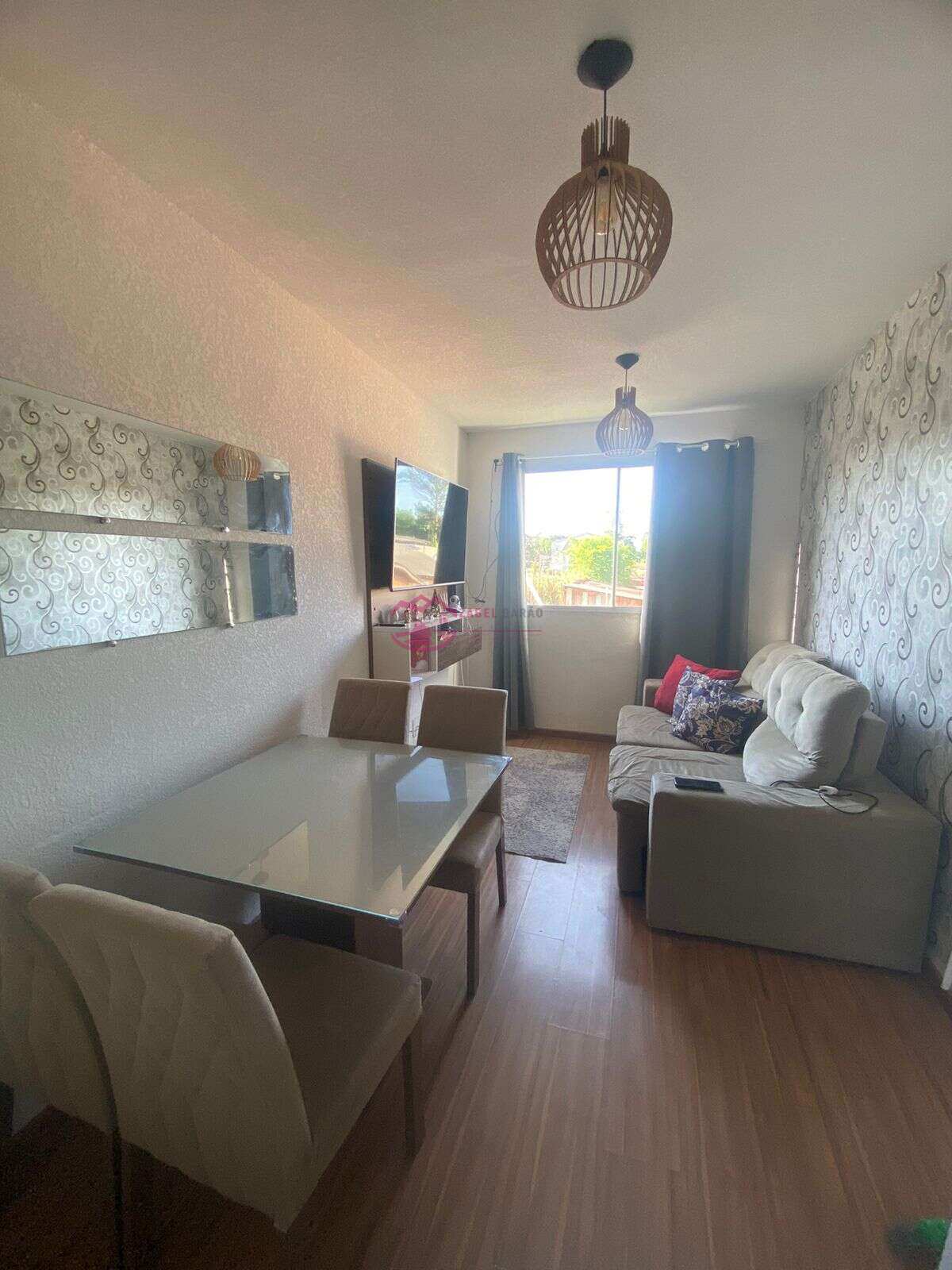 Apartamento à venda R$150mil entrada e parcelas de R$650 com 2 quartos em Pinhais, Jardim Cláudia. - Izabel Barão Corretora de Imóveis